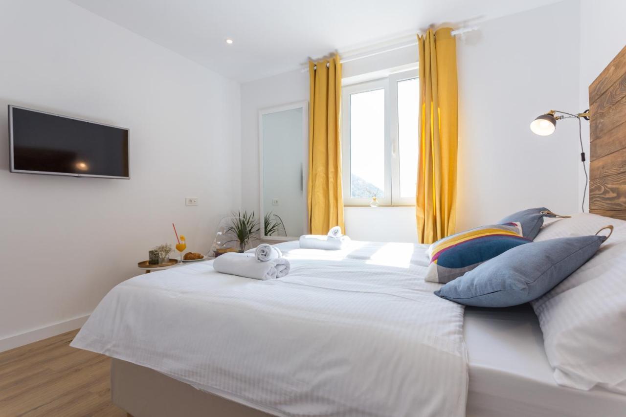 Bogo-Galijun Hotel Mokosica Bagian luar foto