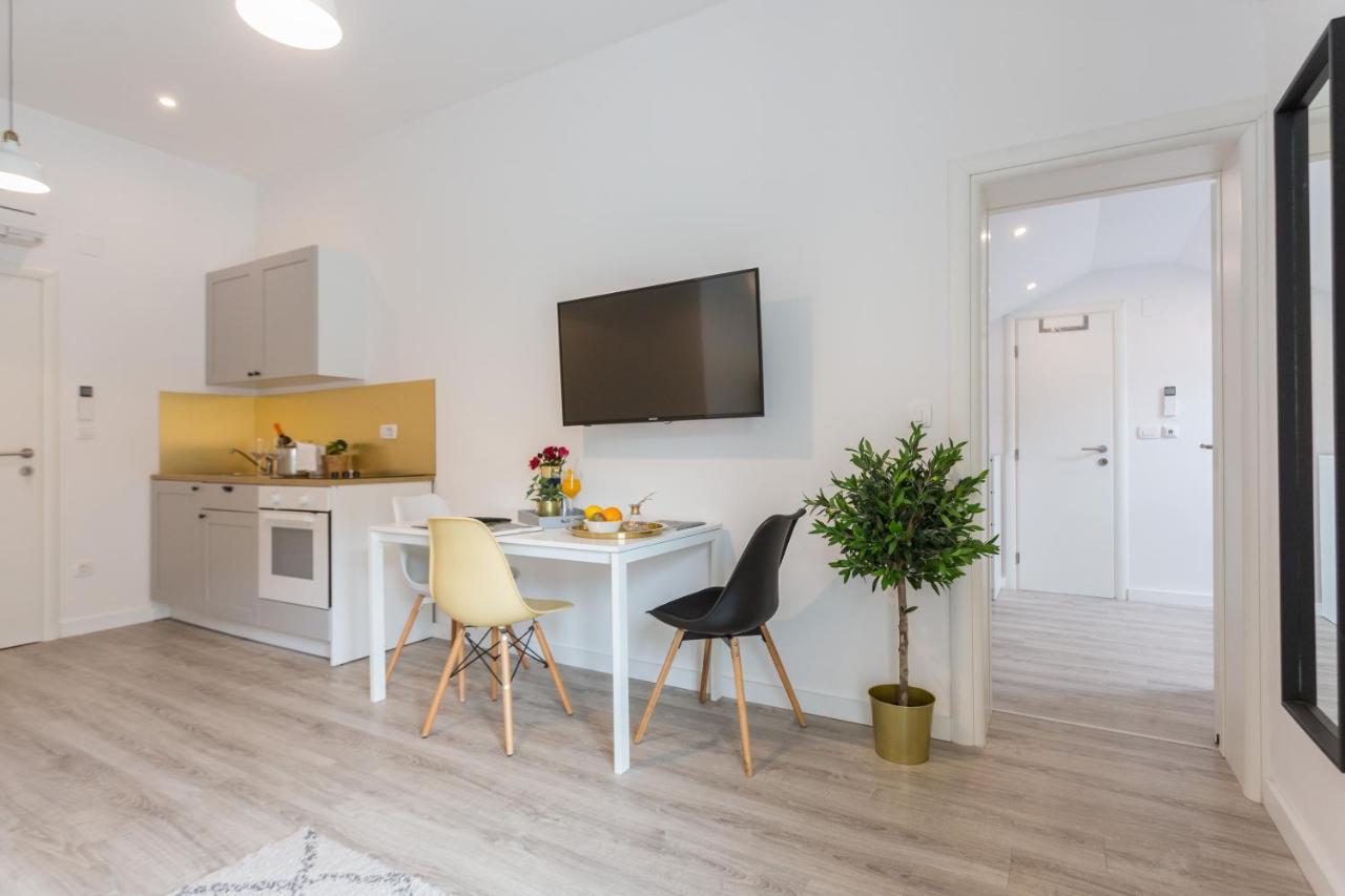 Bogo-Galijun Hotel Mokosica Bagian luar foto