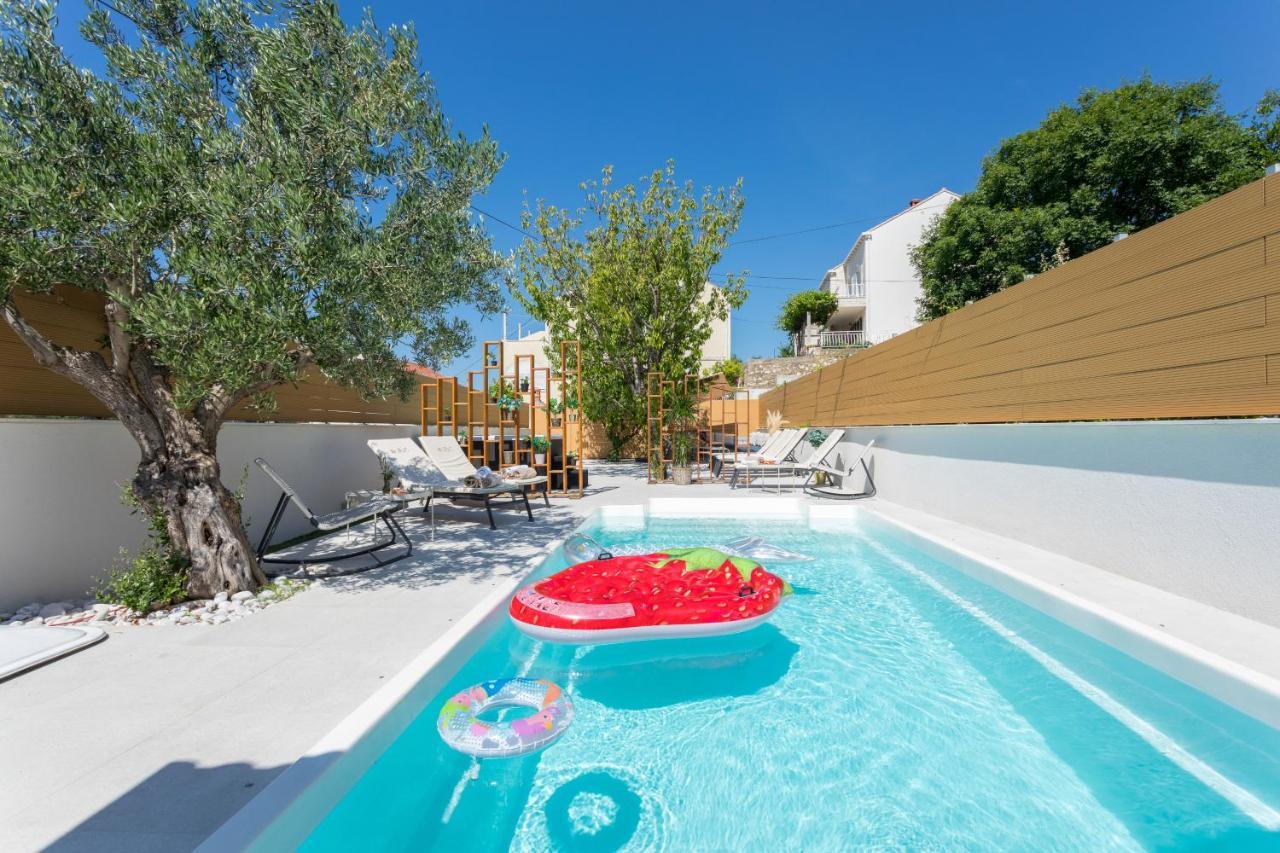 Bogo-Galijun Hotel Mokosica Bagian luar foto
